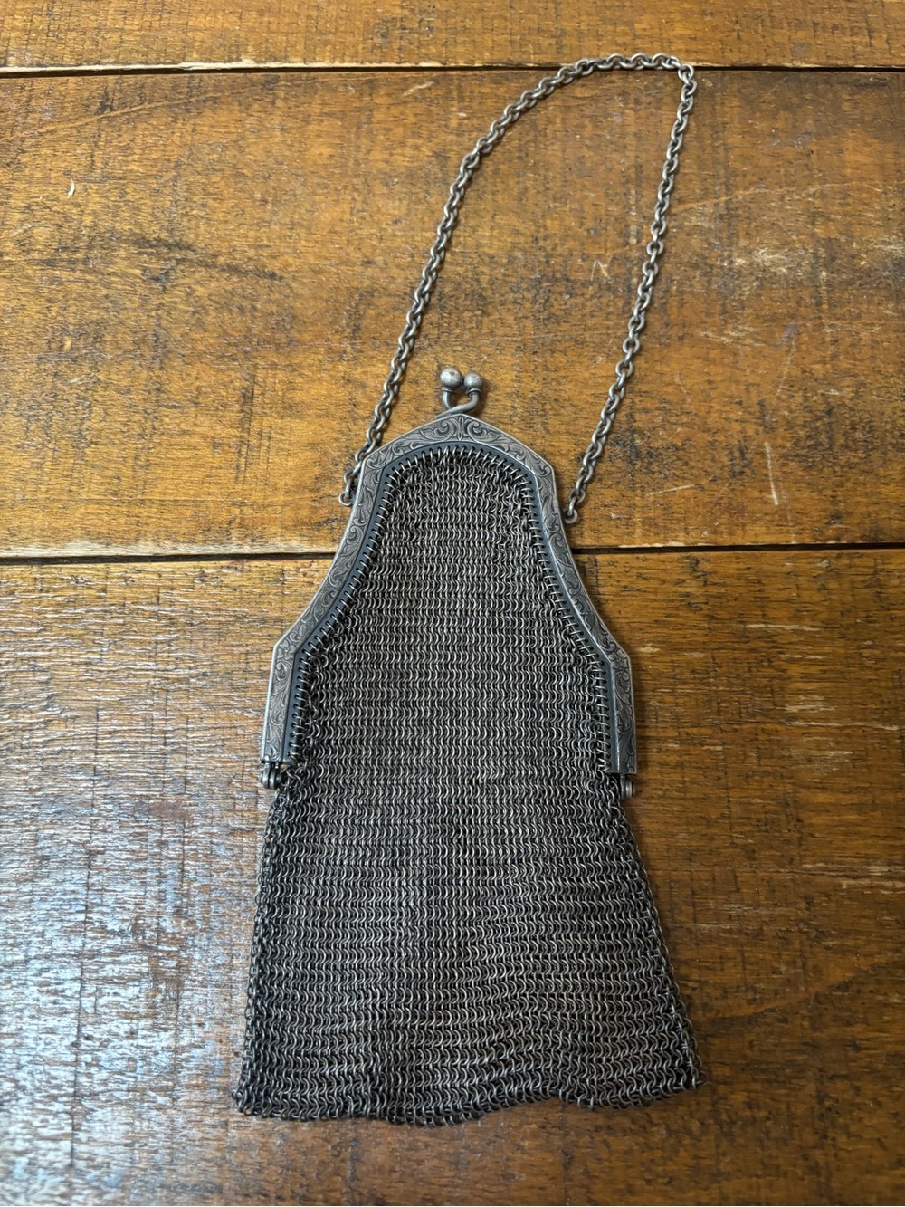 Antique-Style Metal Mesh Evening Clutch in Gunmetal